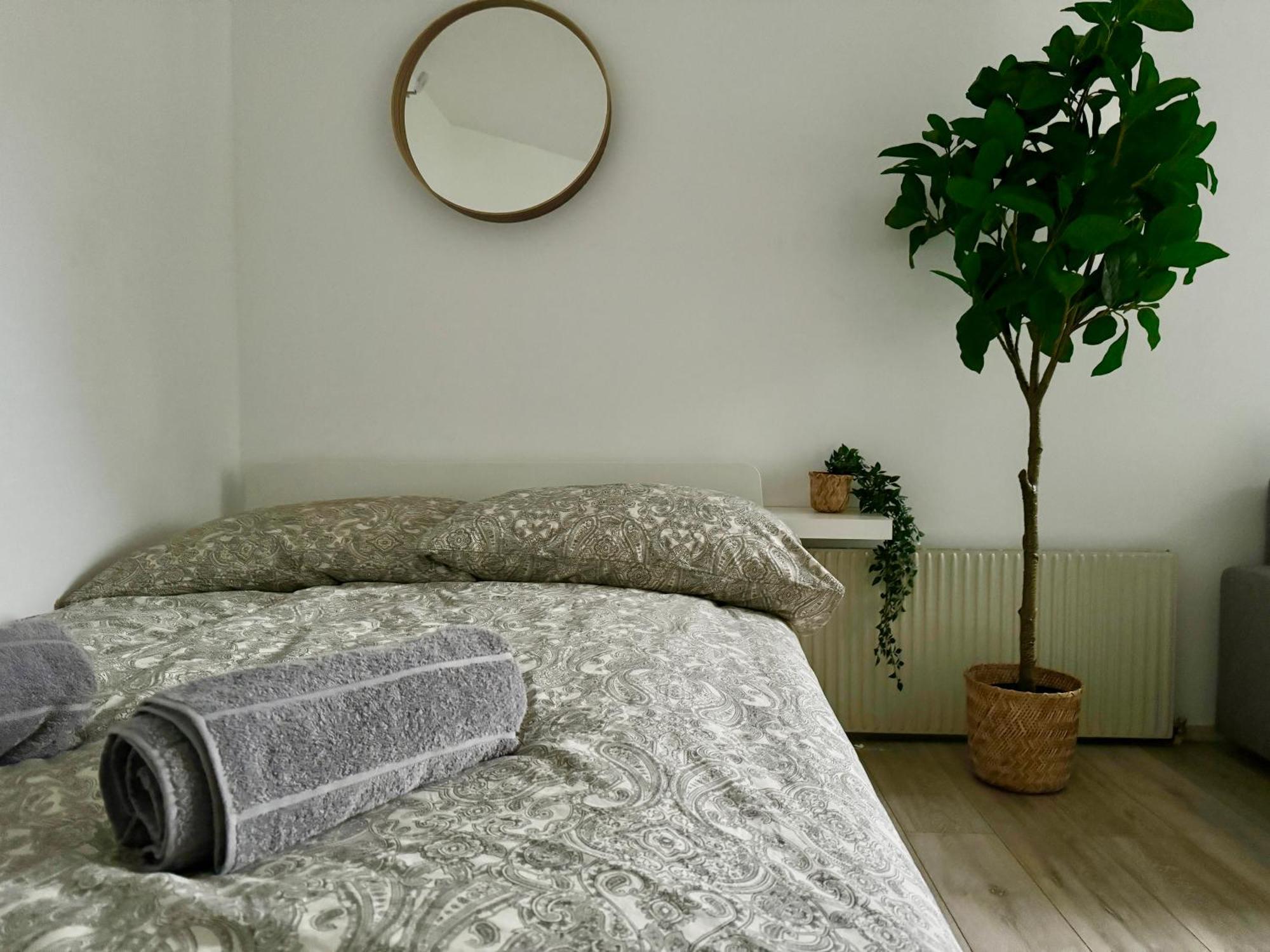 Prime Suites Near Schoenbrunn Castle เวียนนา ภายนอก รูปภาพ