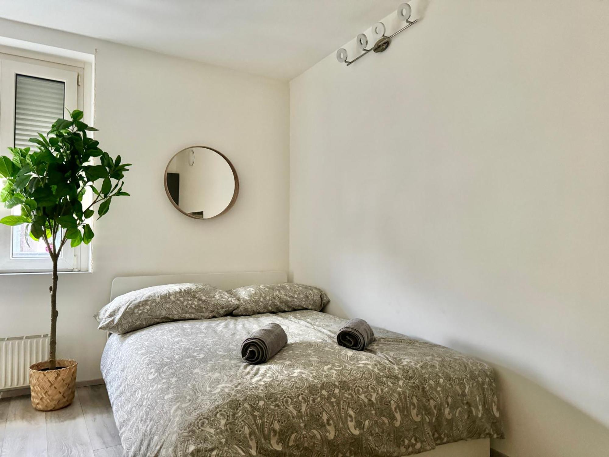 Prime Suites Near Schoenbrunn Castle เวียนนา ภายนอก รูปภาพ