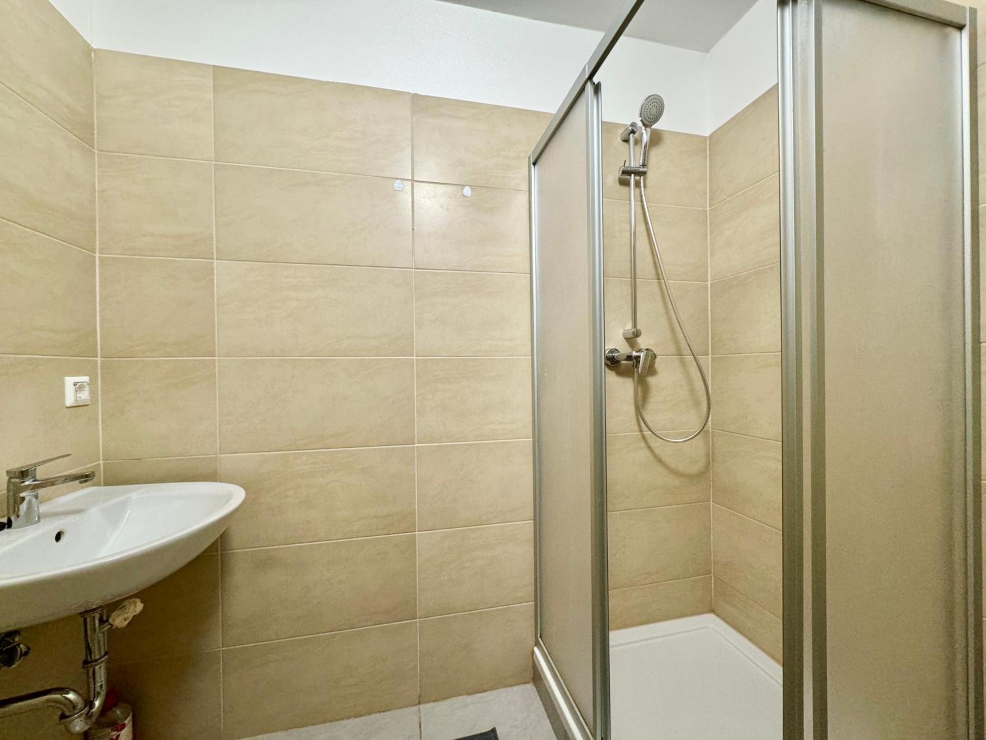 Prime Suites Near Schoenbrunn Castle เวียนนา ภายนอก รูปภาพ